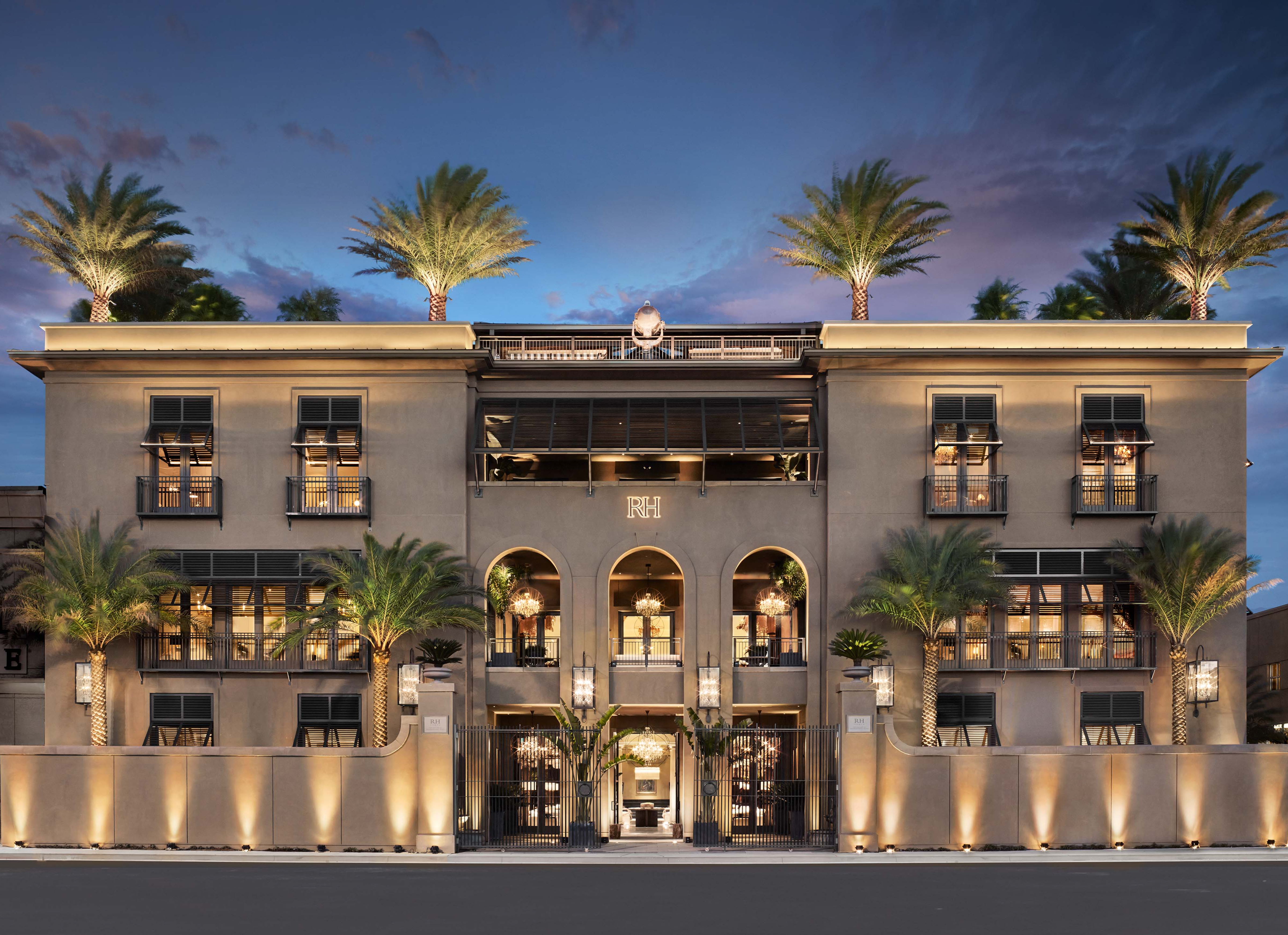 RH Tampa Exterior